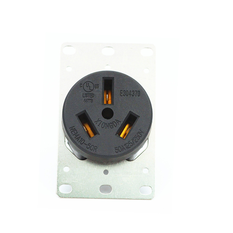 Manufacturer 125V 250V 30A Nema 10-50R twist lock female receptacle wall socket3